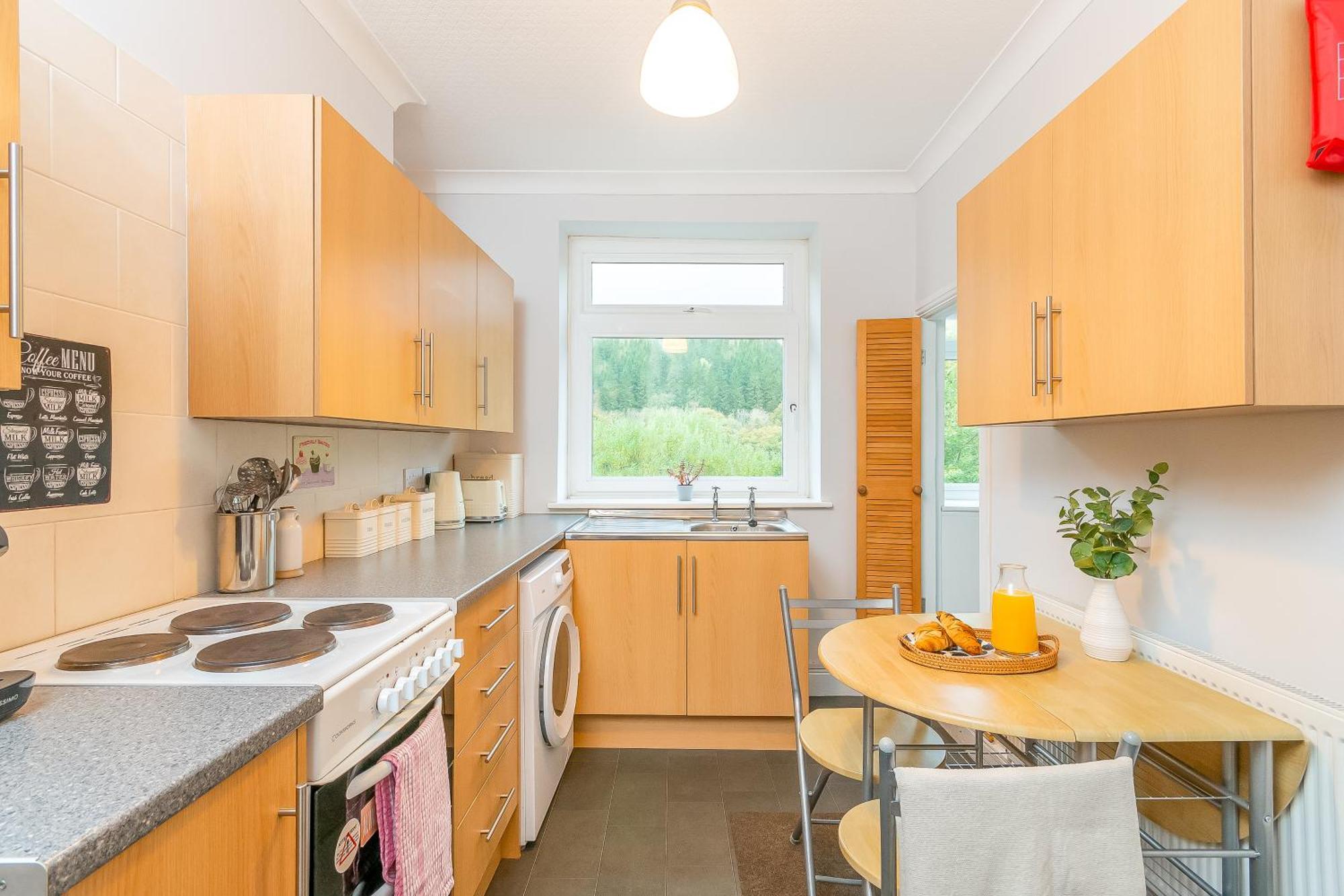The View Spacious Apartment In Afan Forest Bike Park By Staystaycations Port Talbot Ngoại thất bức ảnh